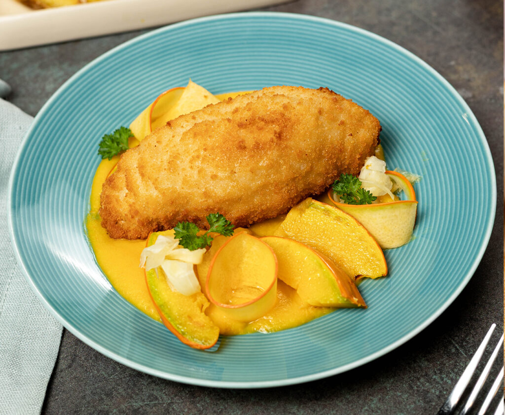 devolay on pumpkin puree served with scoops